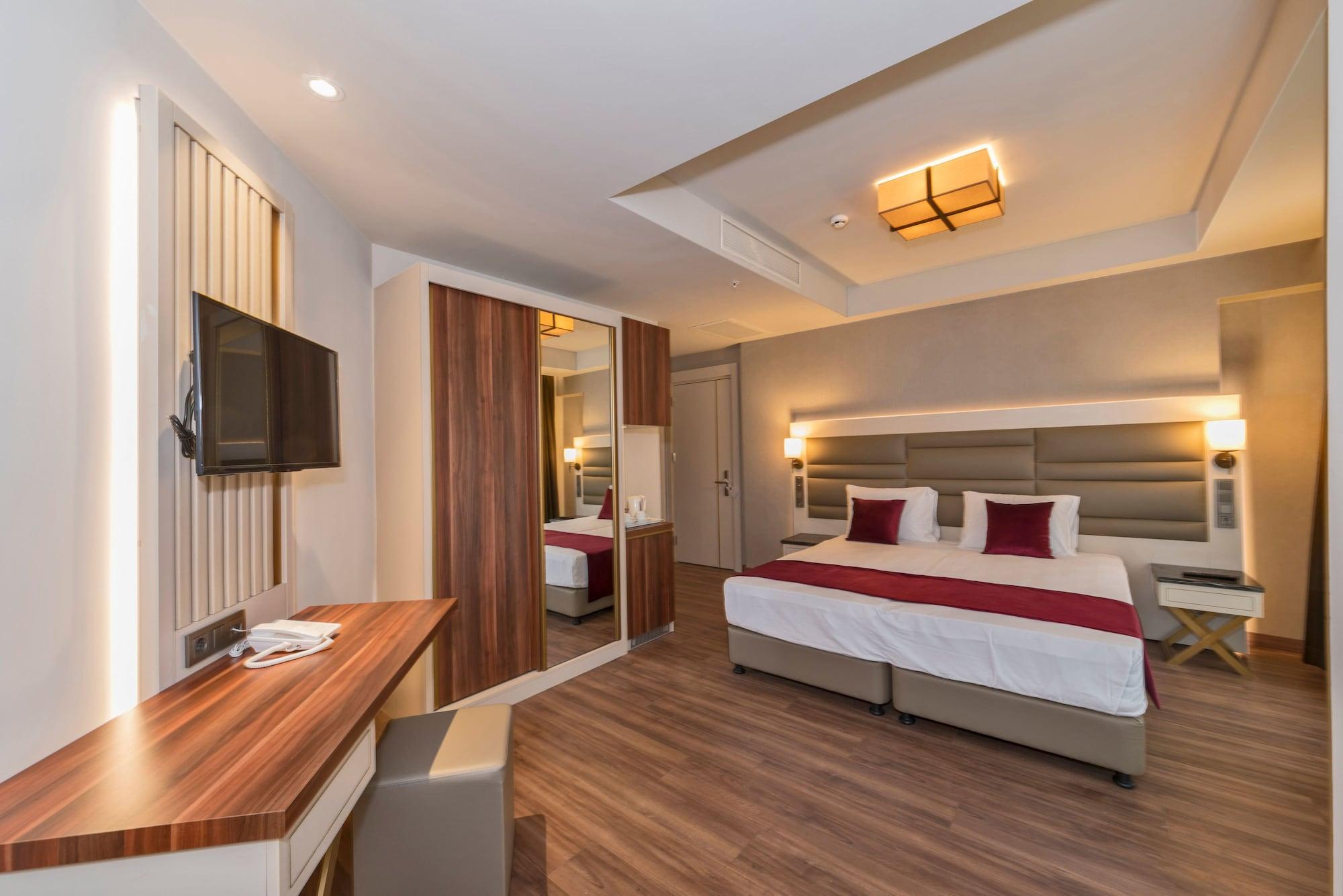 Hotel Golden Royal & Spa 4*